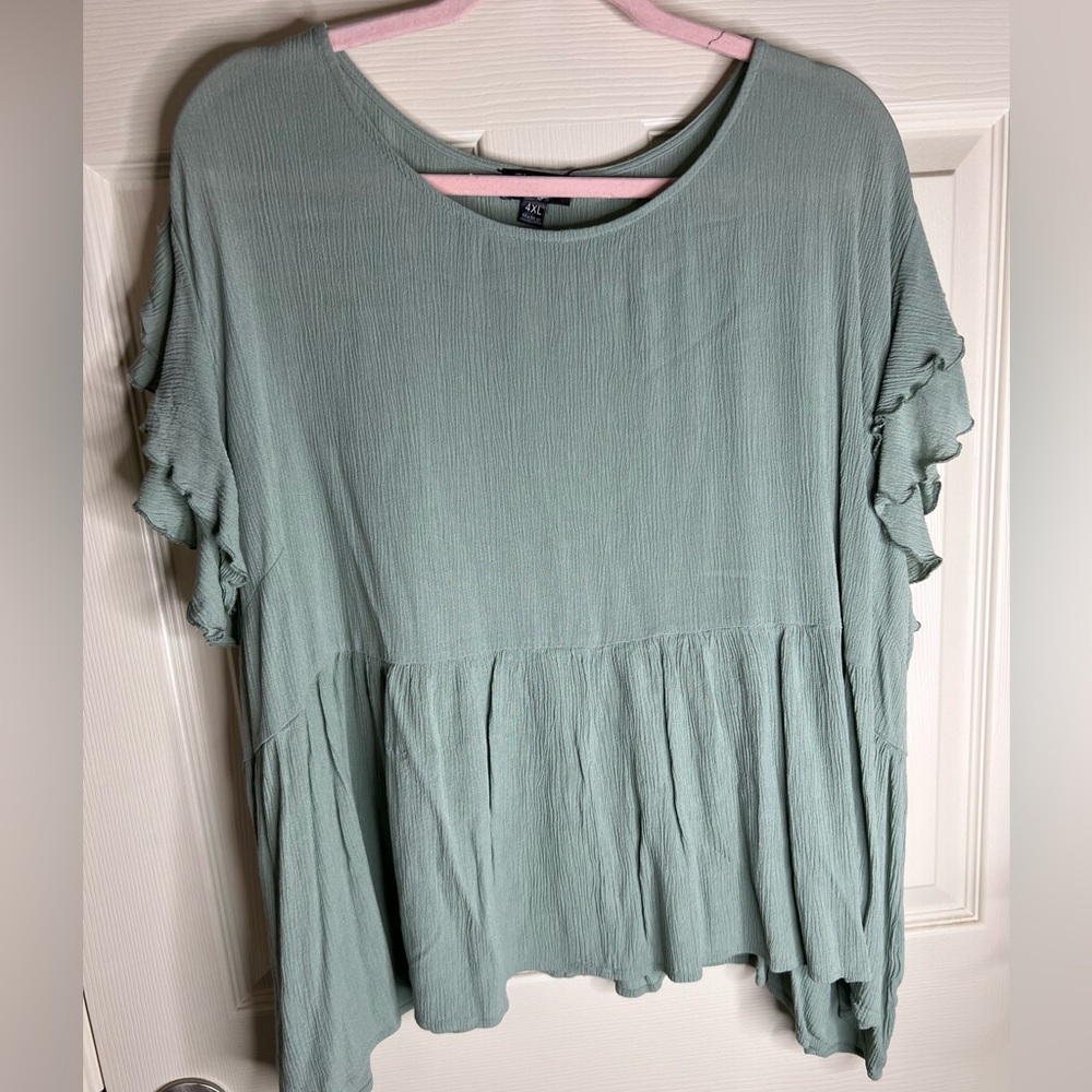 Mint Green Top with Flutter Sleeves size 4X